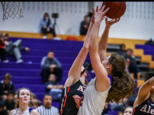 Lady Bulldogs Deep in District