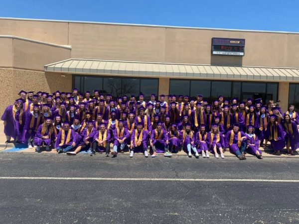 Class of 2021 Group Photo;

Credit: Wylie High School Bulldogs Facebook Page